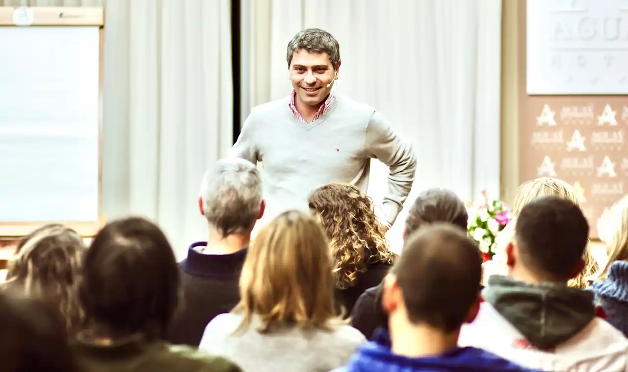 Finalizaron los programas iniciales de coaching de la escuela View Connection