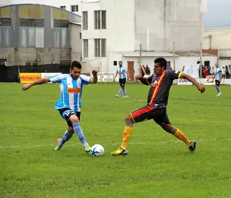 Torneo Federal A: Juventud Unida viajó a Corrientes