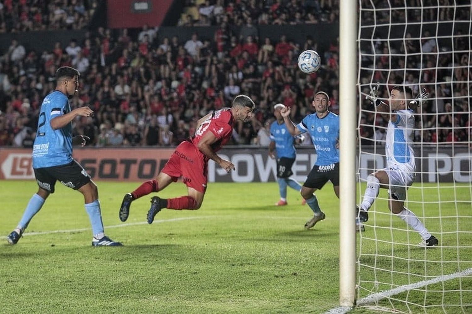 Colón no jugó mal ante Temperley.