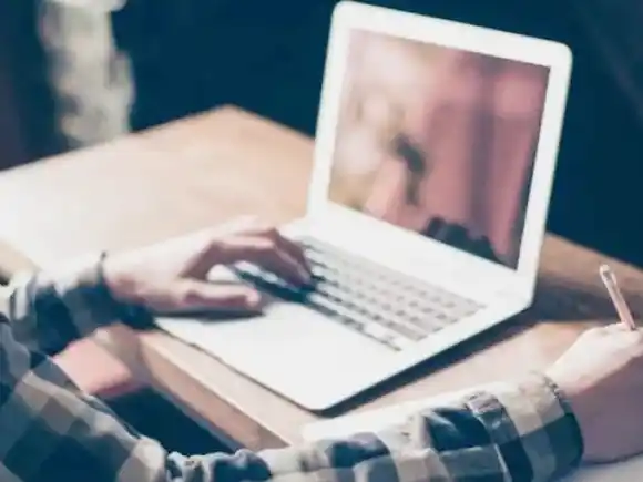 Últimos días para inscribirse a los cursos virtuales para bibliotecas populares