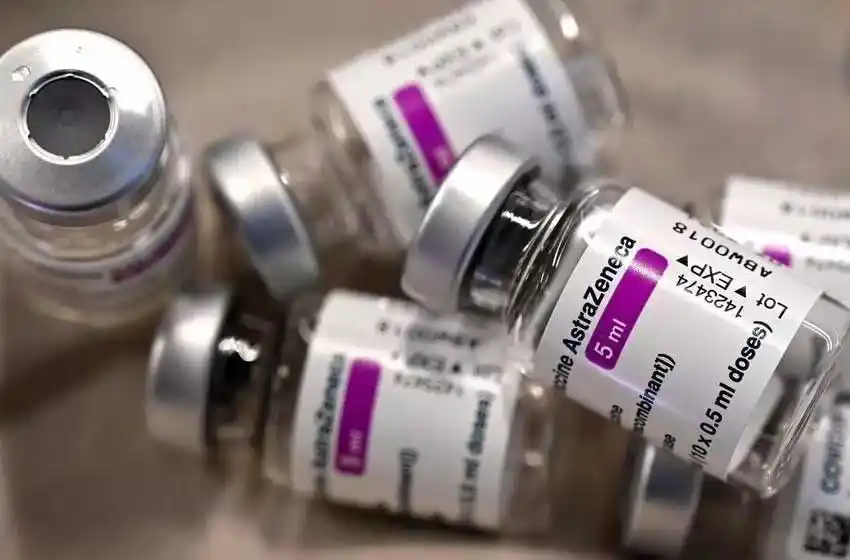 Javkin presentó una denuncia penal por la desaparición de vacunas contra el coronavirus