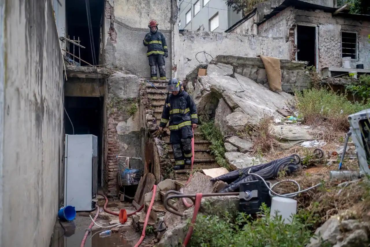 Los trabajos continuaban esta tarde y se extenderán hasta mañana.
