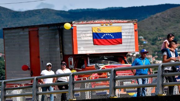 Intercambio comercial con Colombia no es tan bueno como se quiere: Cavecol