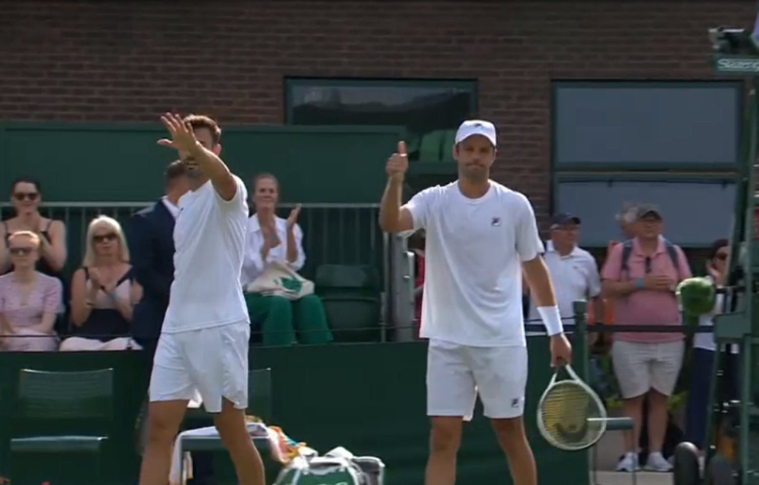 Zeballos y Granollers avanzan en Wimbledon