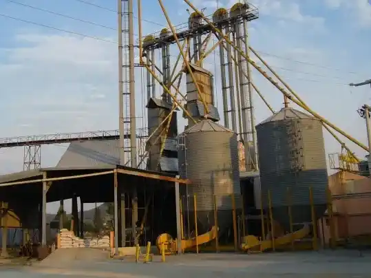 Tragedia en San Salvador: murió un operario arrocero tras caer de un silo