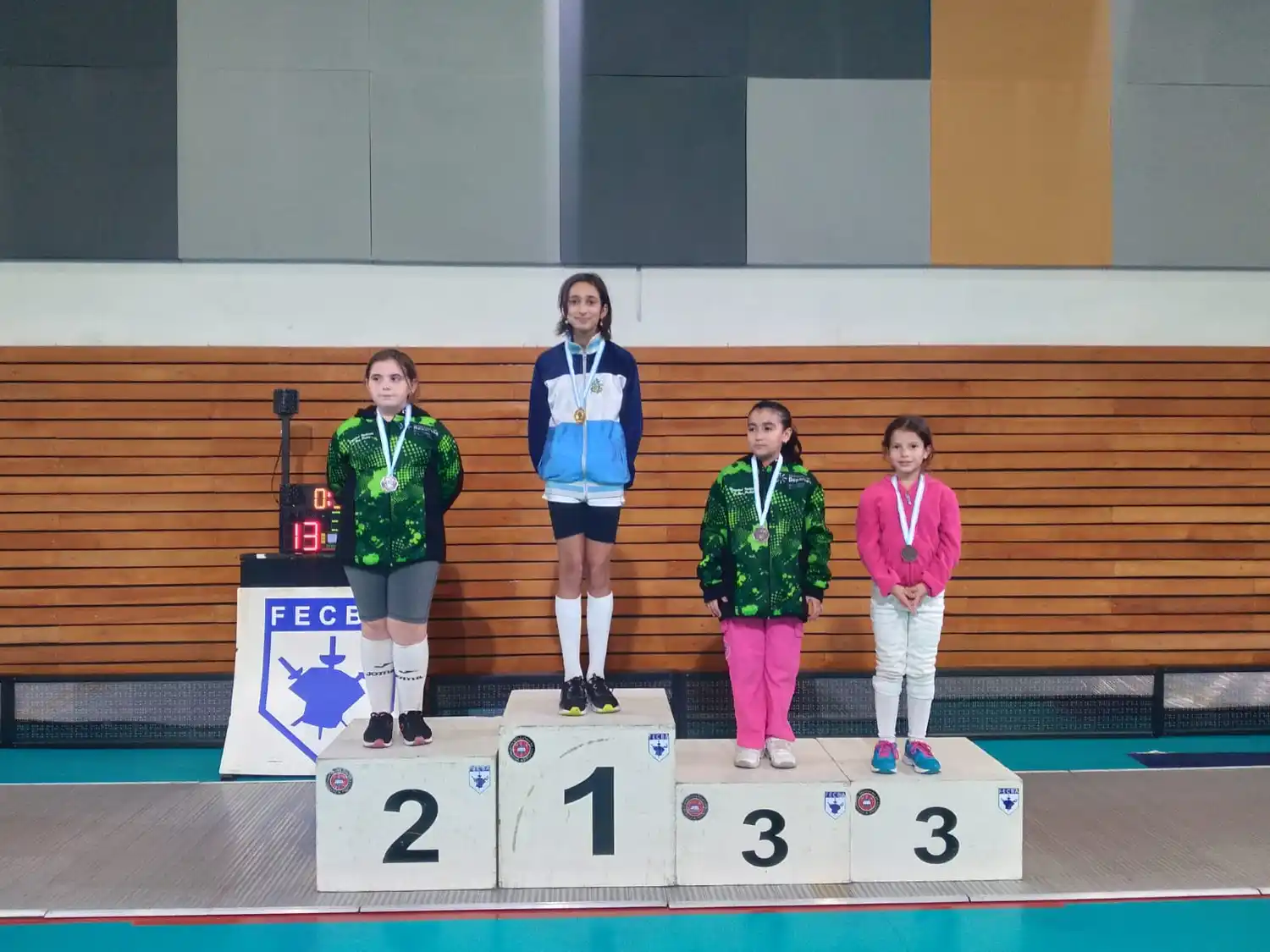 Esgrimistas locales se presentaron en el CeNARD.