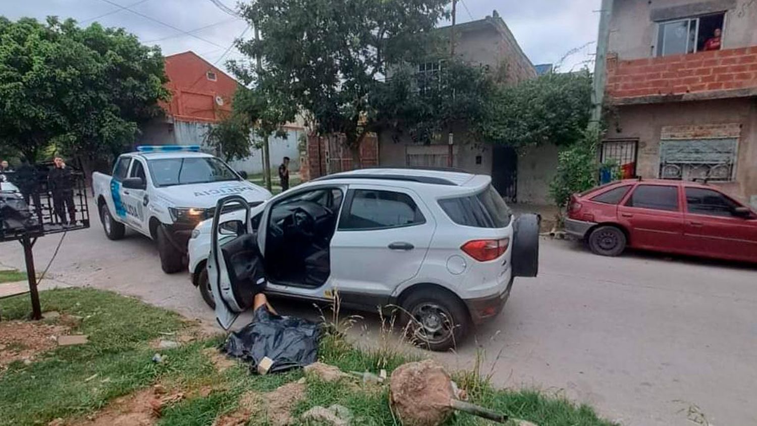 Los trece policías acusados se negaron a declarar.