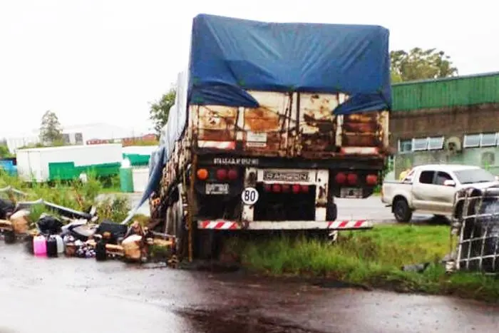 Chocaron dos camiones cerca de Concepción del Uruguay