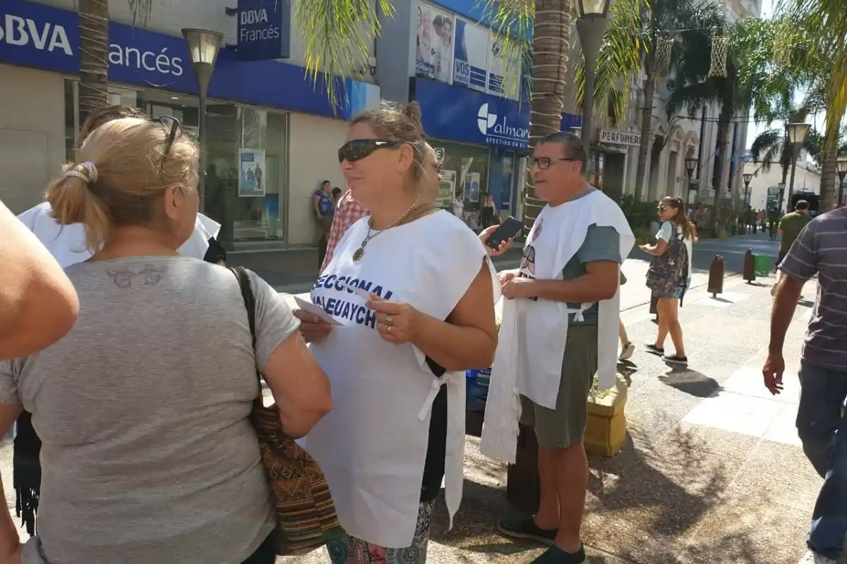 El sector docentes y estatal de ATE irán al paro esta semana