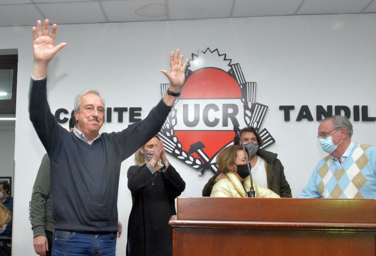 Juntos fue el espacio más votado en la ciudad y habrá siete listas que competirán en noviembre