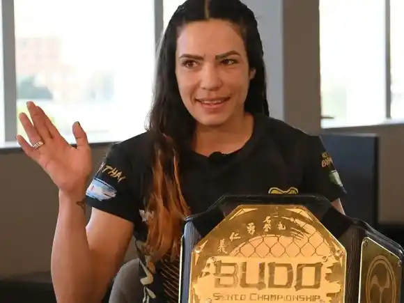 Giuliana “La Hiena” Cosnard, la luchadora argentina que quiere conquistar la UFC