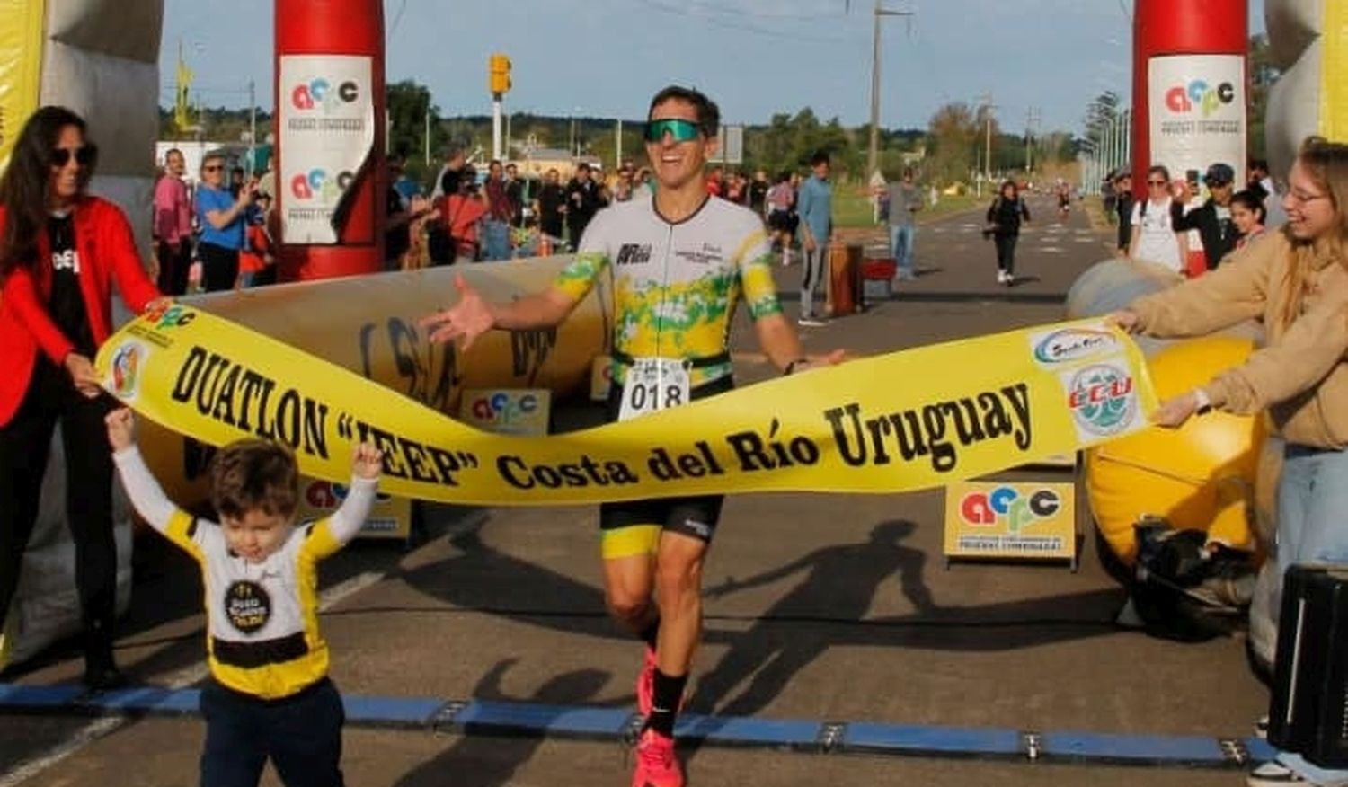 Ana Brunini y Alejandro Ricagno ganaron la primera del Duatlón