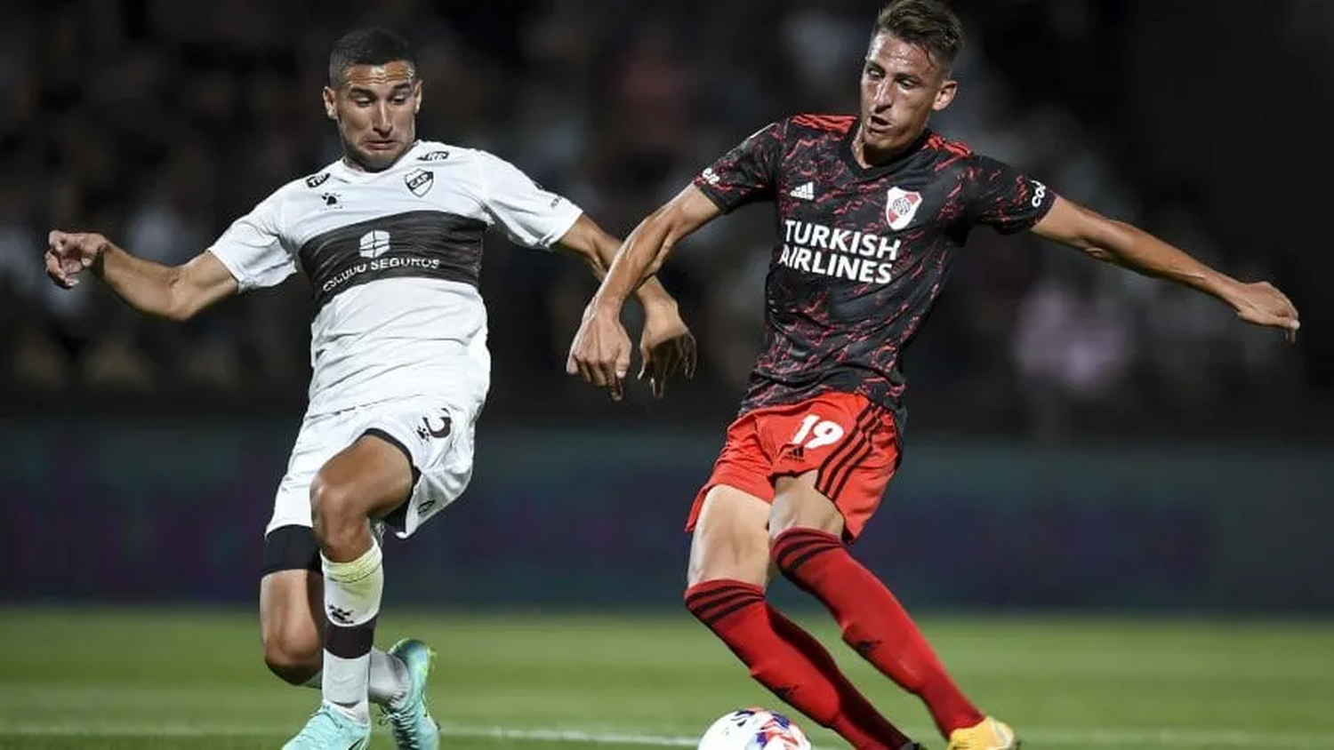 River busca cerrar la fase regular con un triunfo en el Monumental