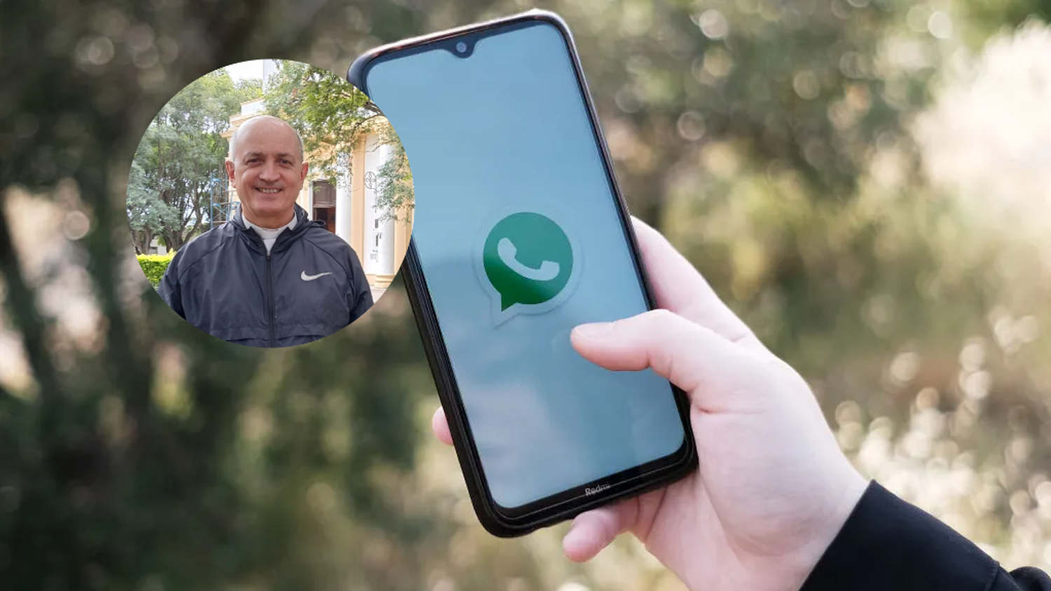 El cura Molfesa tiene el WhatsApp hackeado.