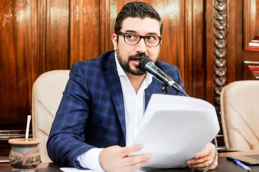 Denuncian por acoso a Fernando Ponce, presidente del Concejo de La Plata