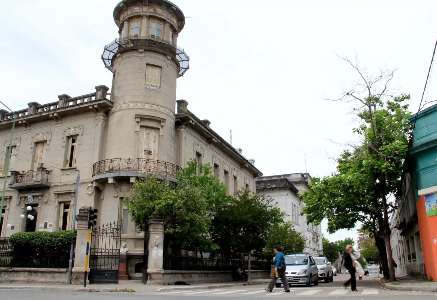 El Colegio Nacional alcanzó el 28% de la obra de refacción y ampliación