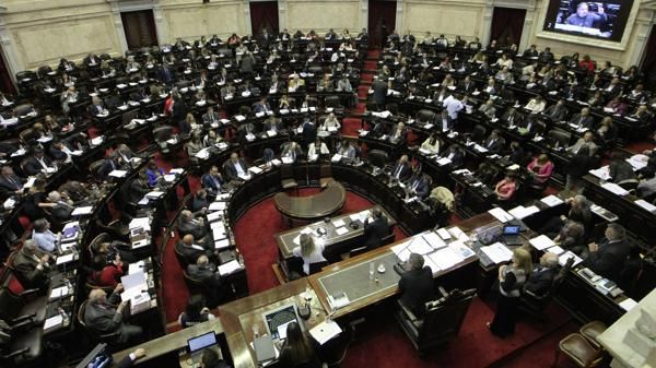 Diputados ratificó el aumento en las dietas
