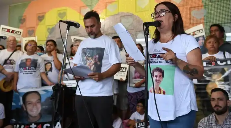 A siete años de la tragedia de Once, piden que se condene a De Vido por estrago culposo