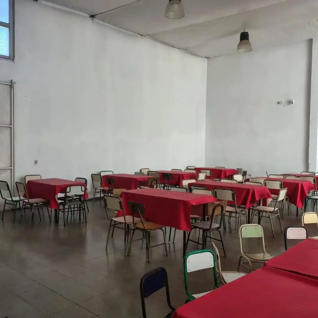 La Escuela N° 69 informó la realización de tareas de limpieza y mantenimiento en el comedor