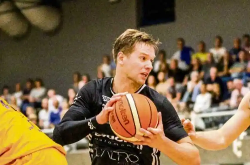 Peñarol confirmó a Cory Johnson