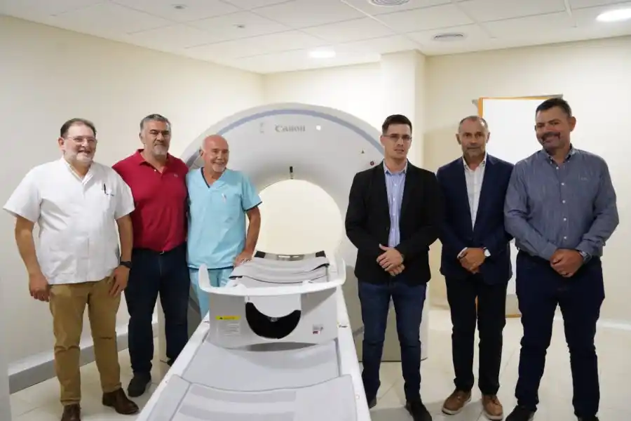 Con la visita a clínica Parra, el intendente continúa acompañando los avances en la salud local