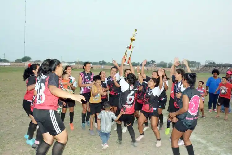 Las Leonas de Centenario
se consagraron campeonas