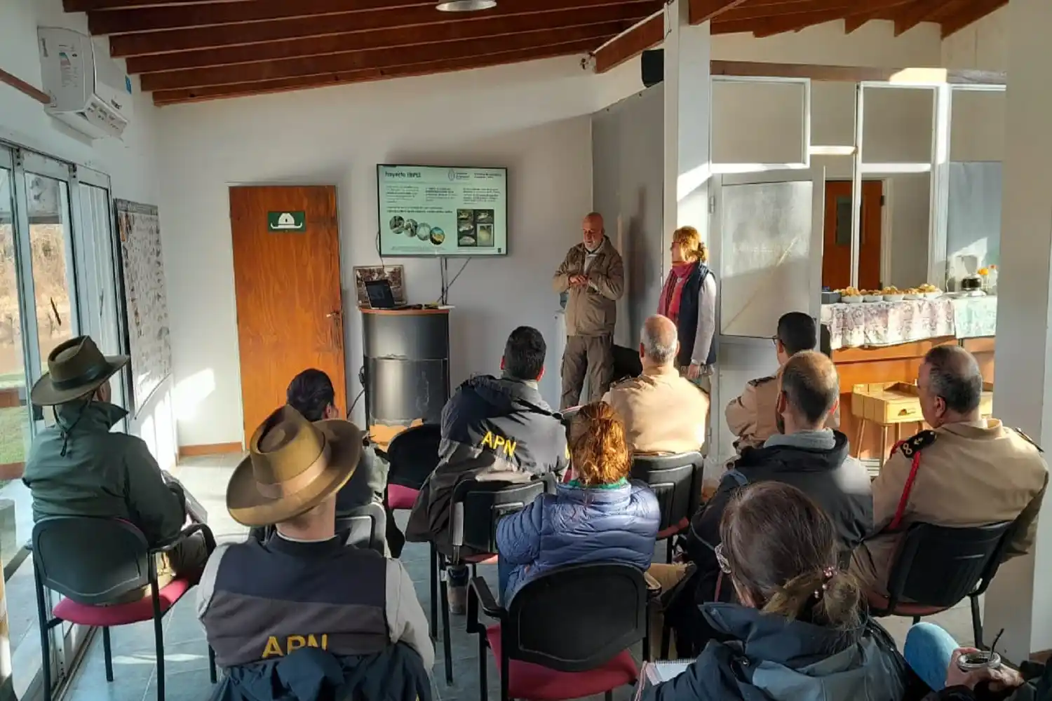 Capacitan sobre biodiversidad ictícola y normativas de la Ley de pesca