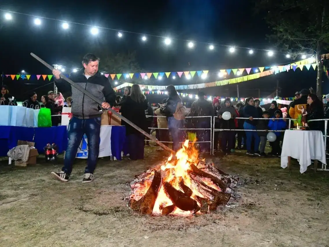 Tradición, fe y unidad: El barrio San Juan recuperó el brillo de su fiesta patronal
