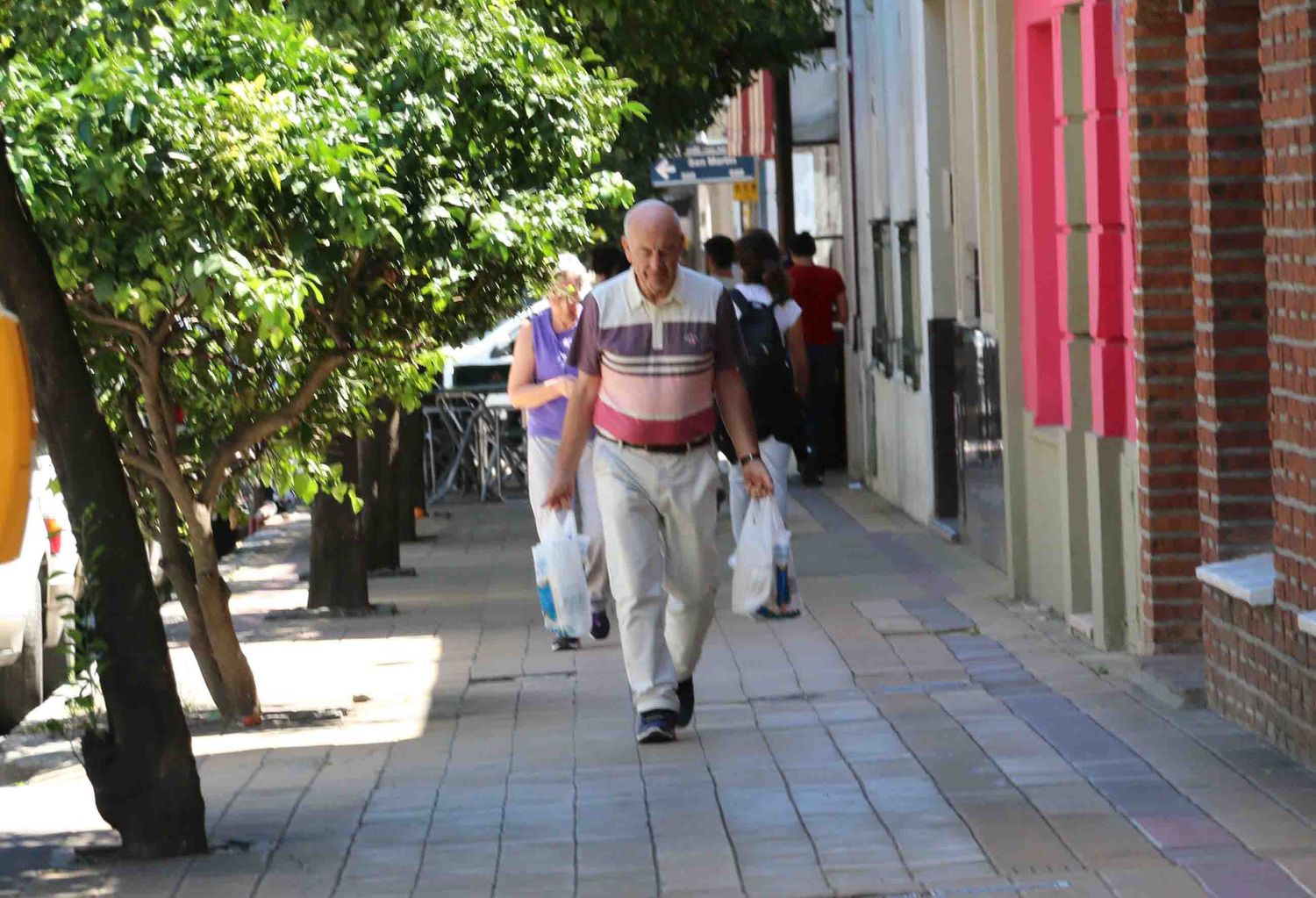 Sin cambios, hoy se cumple el plazo y se pone en vigencia la prohibición del uso de bolsas