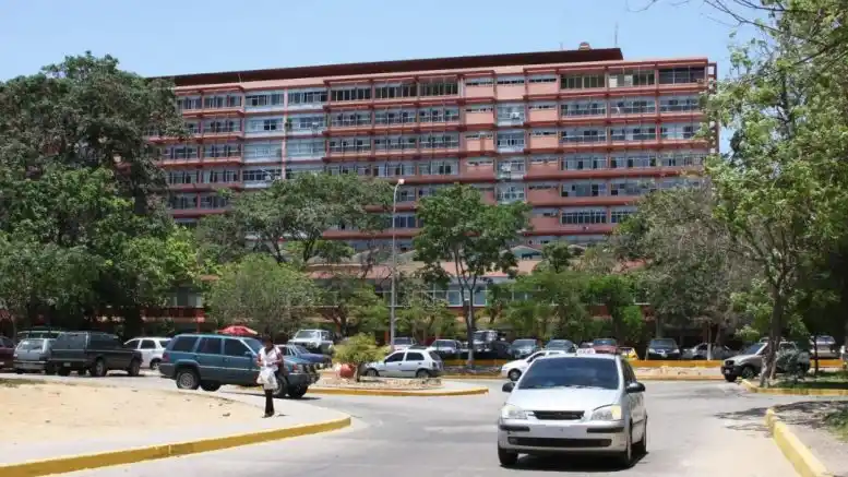 Adecuan nuevos espacios para atender  pacientes con COVID-19