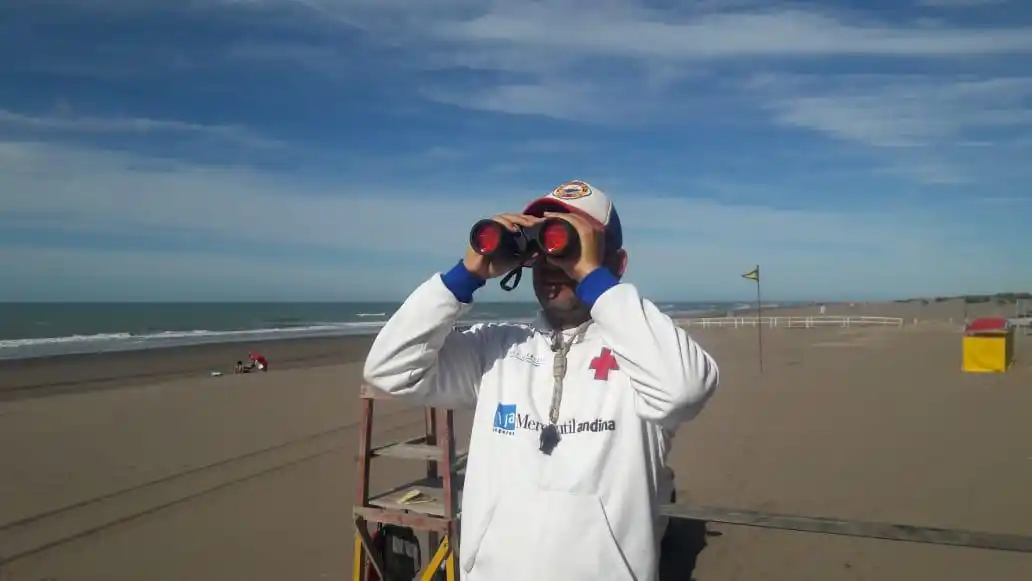 Agradecimiento de los guardavidas de Reta