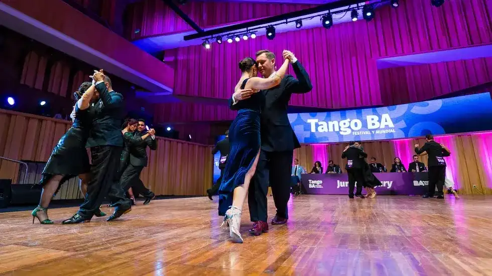 El baile, un elemento fundamental de cada edición festivalera. PRENSA
