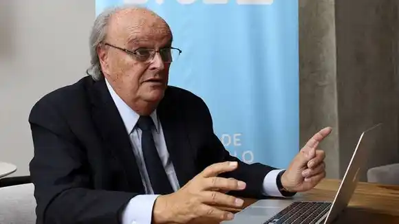 De Mendiguren destacó el crecimiento de la industria