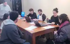 PASE y SUBE para universitarios convivirán hasta agosto, cuando se acredite el beneficio de 45 viajes
