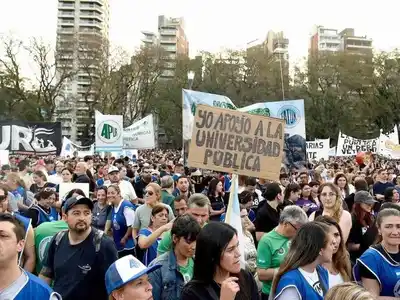 Olmedo: “La calidad de vida del docente 
está por debajo del índice de la pobreza”