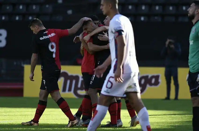 Sin sobrarle nada, Newell’s venció a Central Córdoba en el Coloso