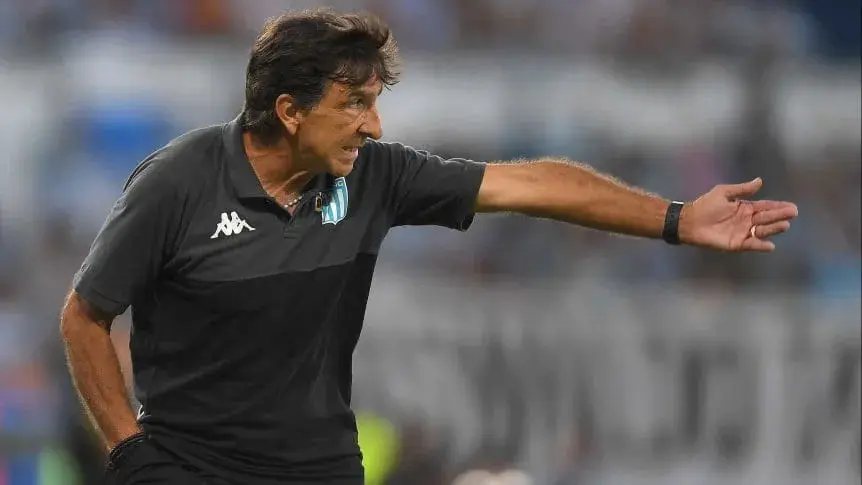 Las alternativas que maneja Costas  para el clásico frente a Independiente