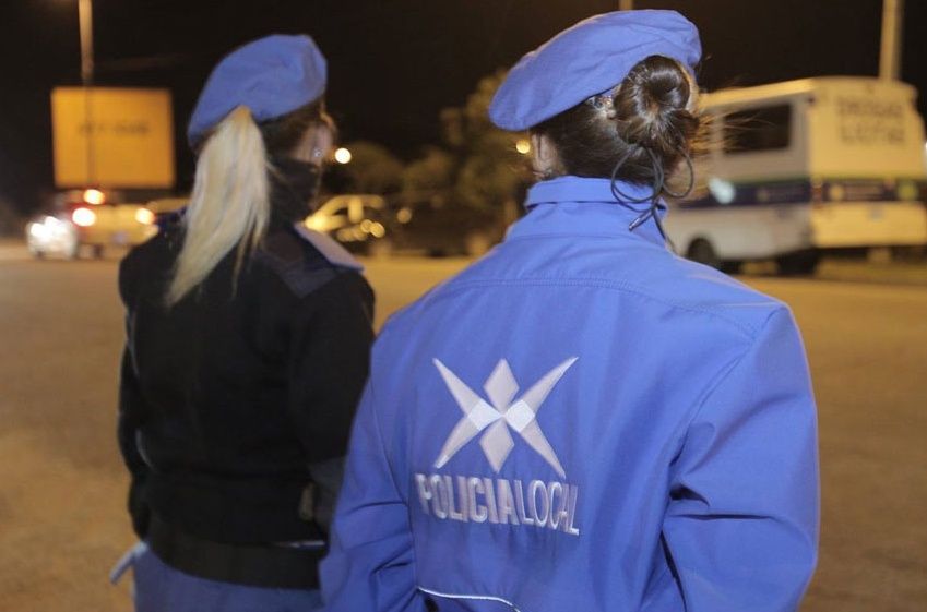 Les robaron las armas a dos agentes de la Policía Local en pleno centro