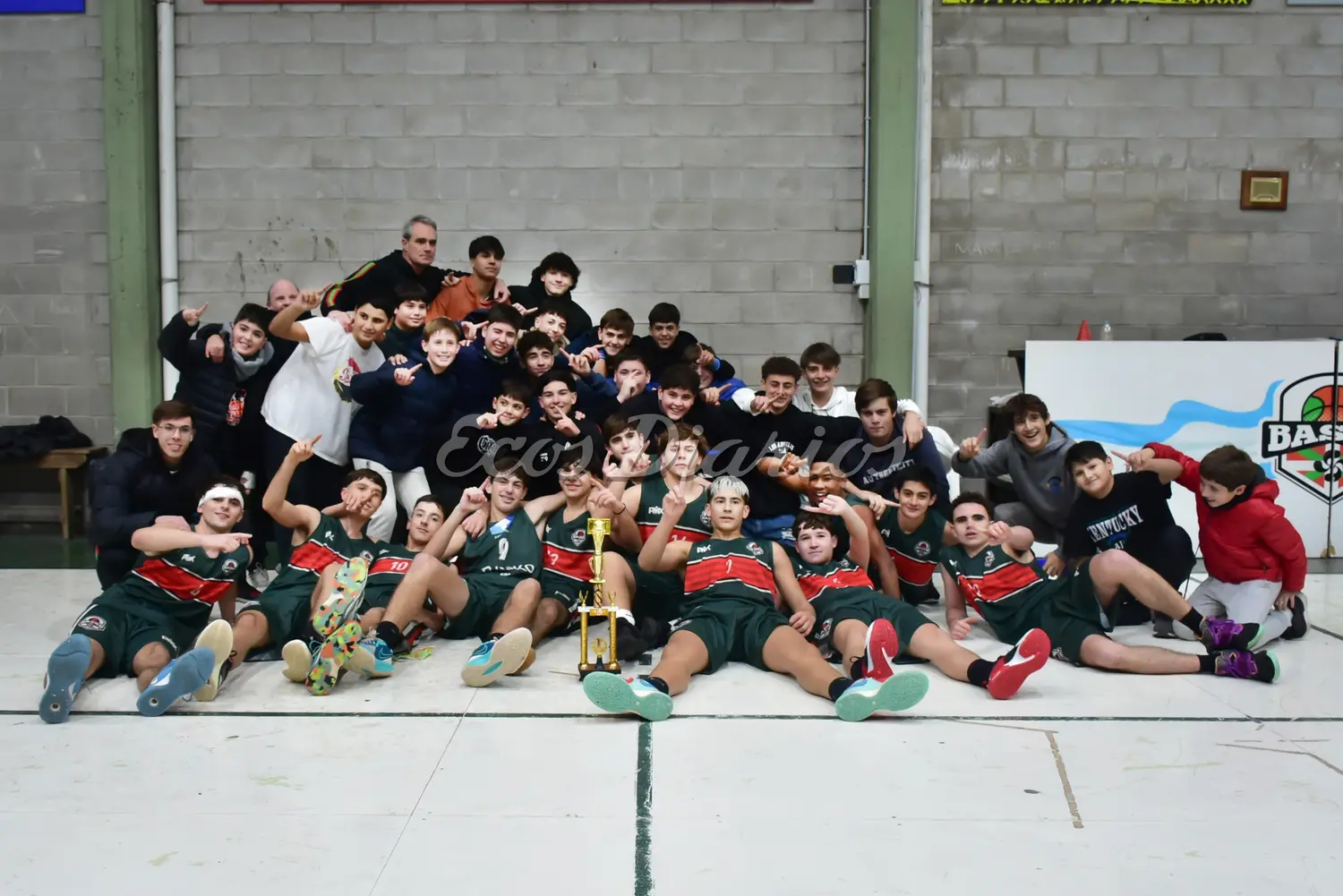 Campeones. Basko se coronó en la U17