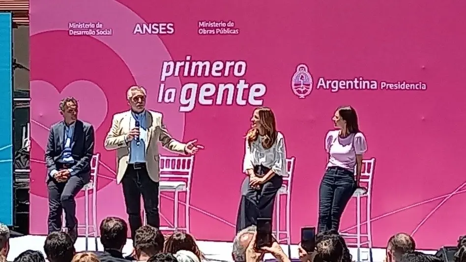 "Vamos a seguir trabajando para que Mar del Plata sea cada día más feliz" señaló Alberto Fernández