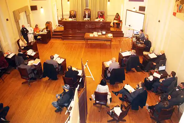 El juicio por jurado tiene tres posibles escenarios de desarrollo