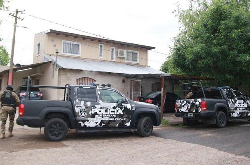 Detienen a jefes policiales por integrar la banda de Esteban Alvarado