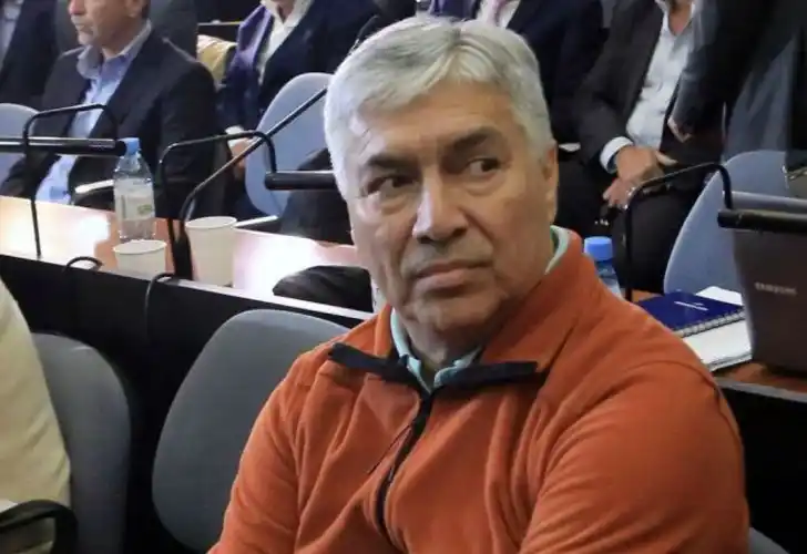 Condenan a 12 años de prisión a Lázaro Báez