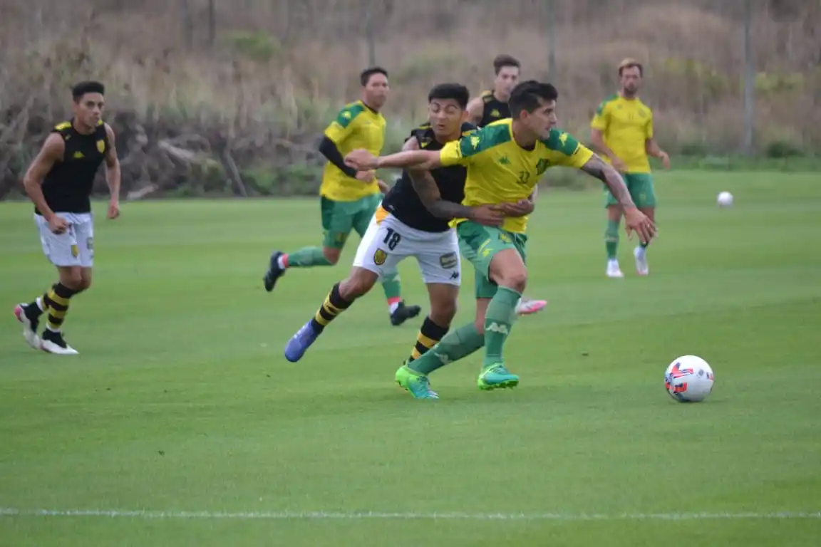 Santamarina tuvo otro ensayo frente a Aldosivi