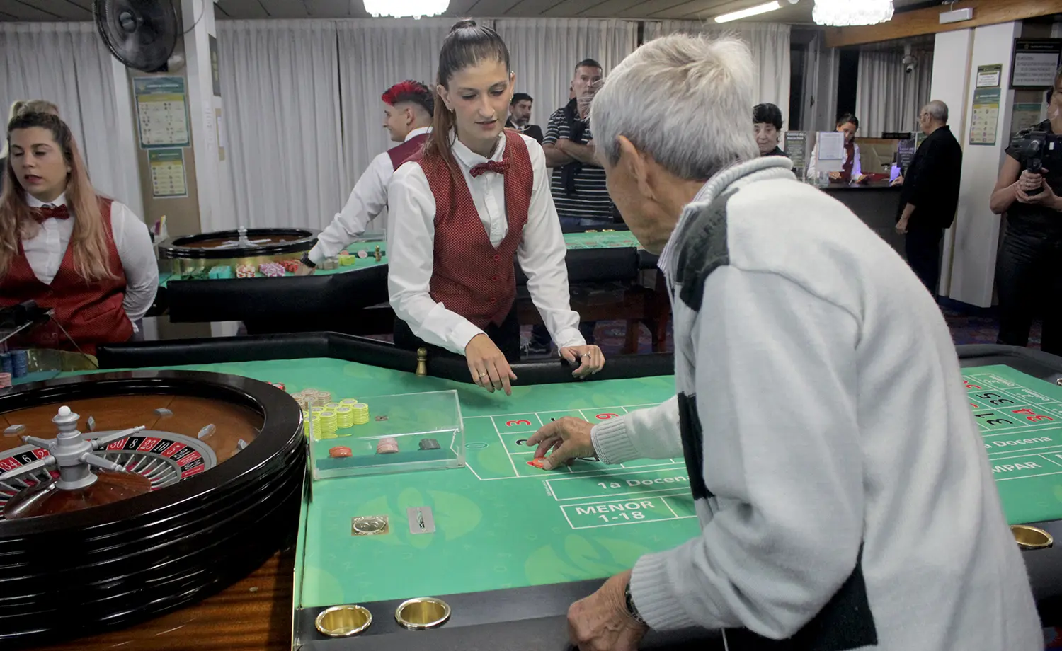 Sala de juegos. Ya está funcionando en el horario de 22 a 4
