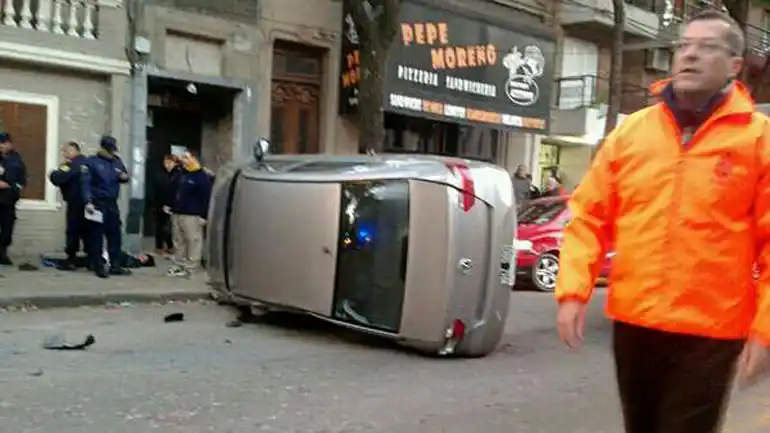 Muerte el volante: Un alumno murió y otro permanece hospitalizado