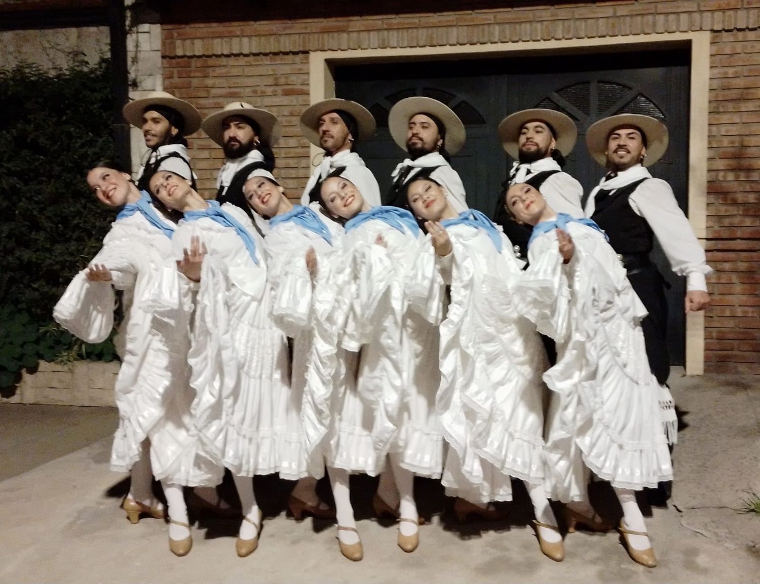 el cuero de baile ganador del certamen.