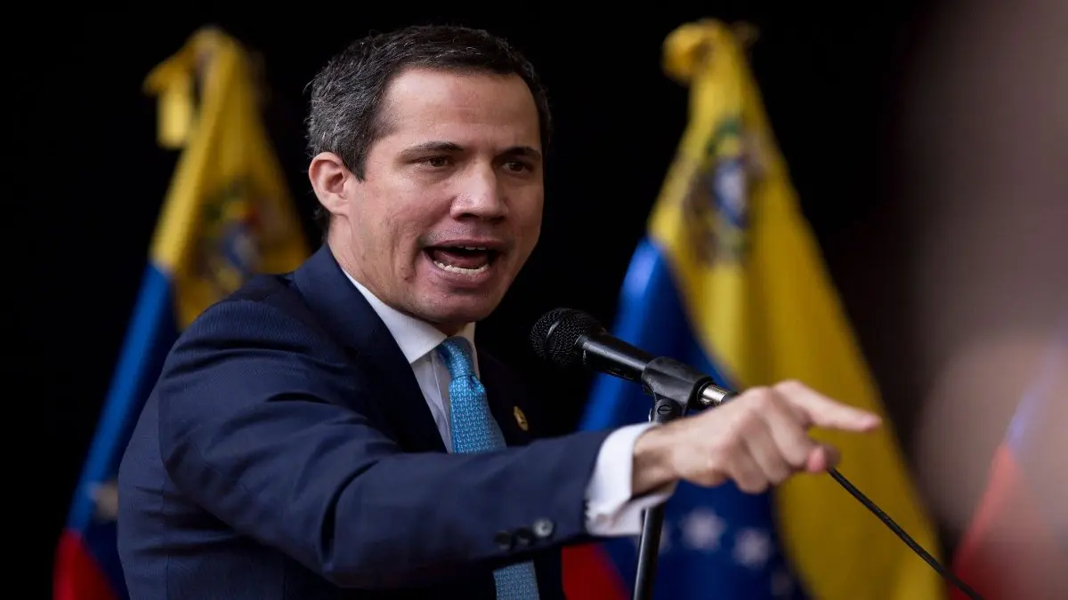 ¡NO VA A SOLTAR EL COROTO! Guaidó dice que seguirá en el interinato «hasta que se hagan elecciones libres y justas»
