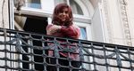 imagen "¡Qué olor a default!": Cristina Kirchner destrozó a Milei por la venta de dólares y las coimas de su hermana