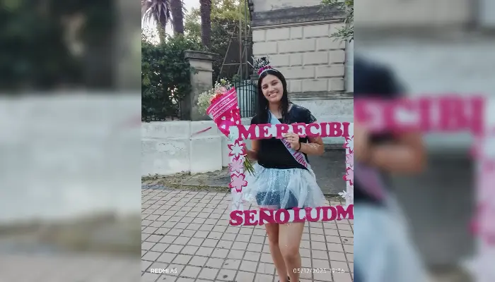 ¡Ludmi se recibió!